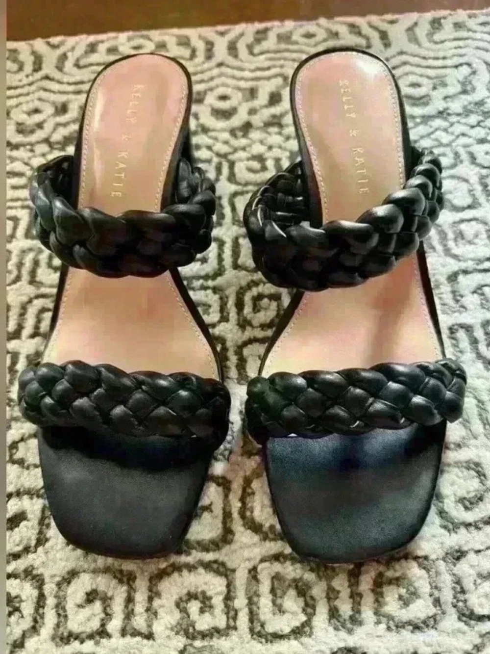 Kelly & Katie Double Strap Black Sandal NWOT - size 8